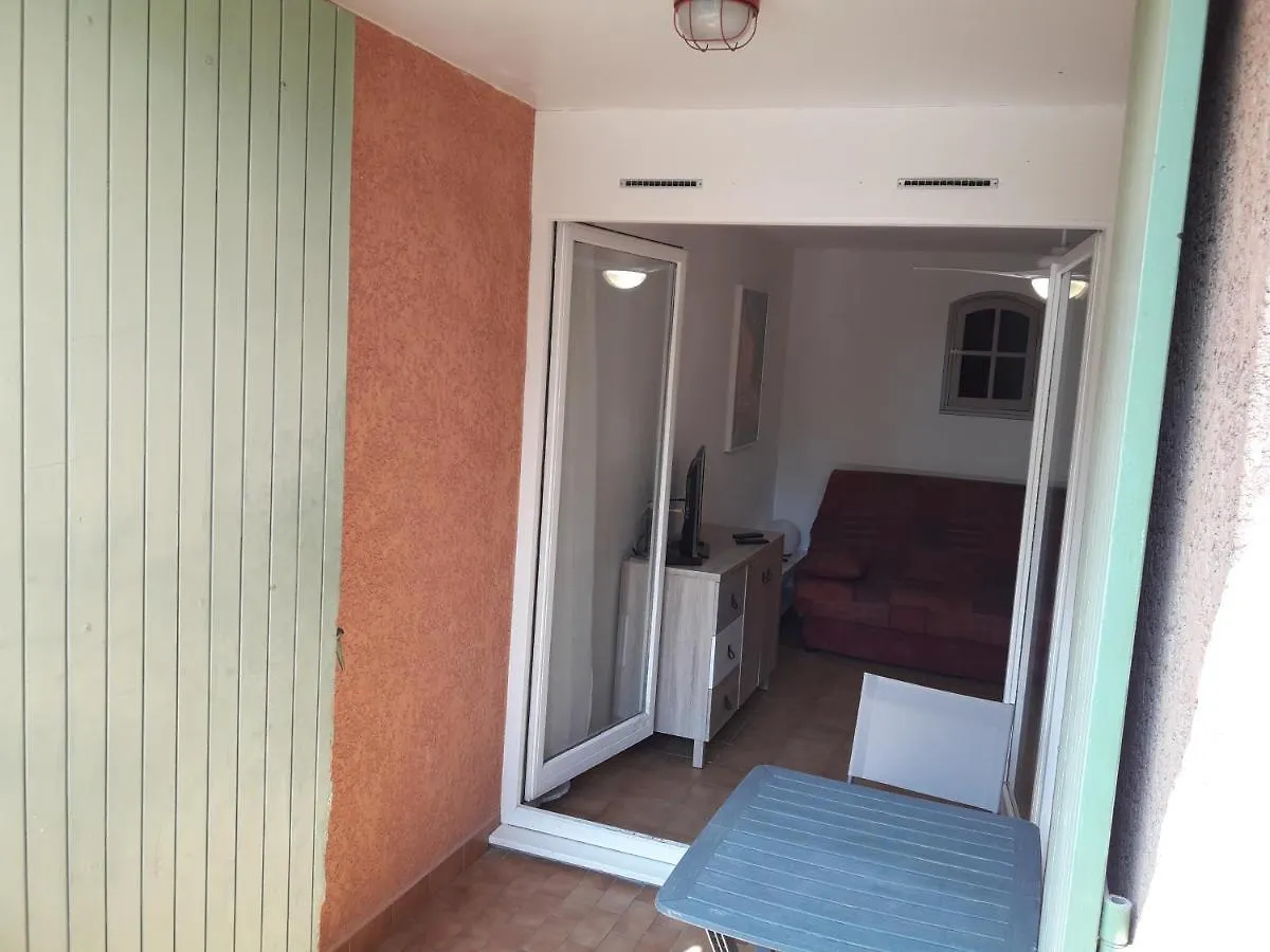 Terre Et Mer Hyeres Apartment
